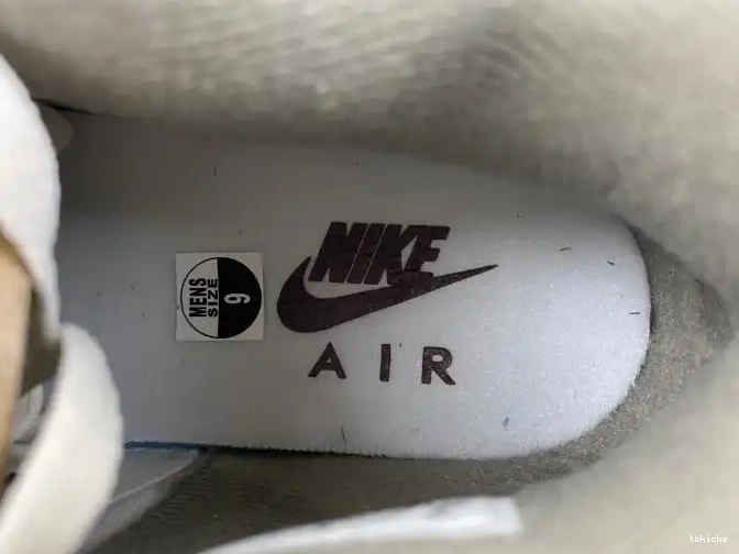 Reps TB A 4 Phantom x Air Maniere Ma Jordan FZ4810-001 0516